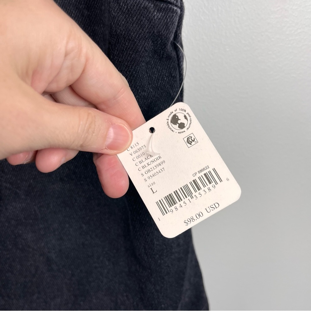 Sleeveless Black Denim Jacket - Picture 7 of 11